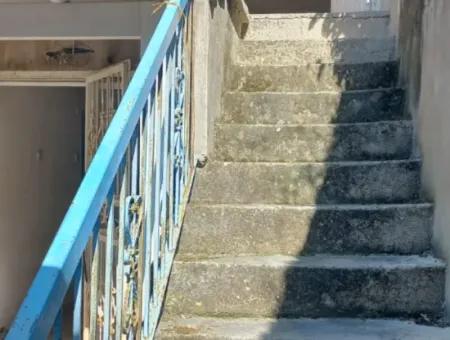 Çeşme Alaçatı'da Satılık Butik Otel Olmaya Müsait Rum Evi