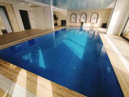Çeşme'de Satılık 1+1 Lux Eşyalı  Resıdence Daire