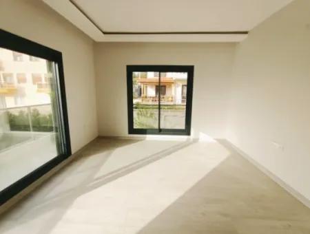 Çeşme'de Satılık 1+1 Lux Eşyalı  Resıdence Daire
