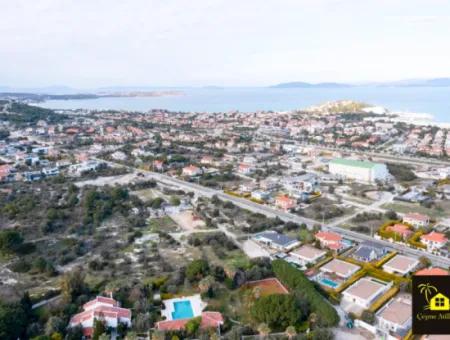 Çeşme Mamurbaba'da 1040 M2 Satılık İmarlı Parsel