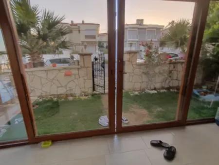 Çeşme Alaçatı'da Müstakil Havuzlu Sezonluk Kiralık Villa