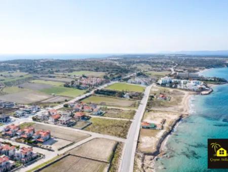 Çeşme Çiftlik'te İkiz Konut İmarlı Arsa