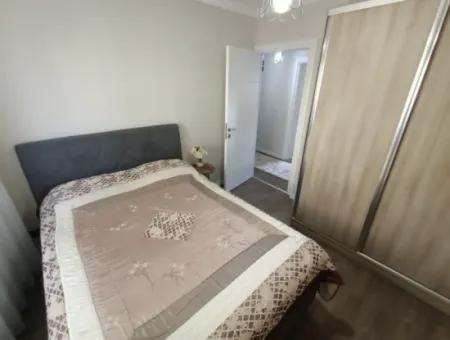 Çeşme Merkezde Sezonluk Kiralık Full Eşyalı Ferah 2+1 Daire