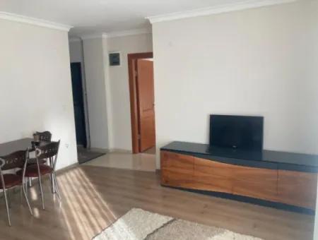 Çeşme Merkezde Sezonluk Kiralık 1+1 Eşyalı Daire