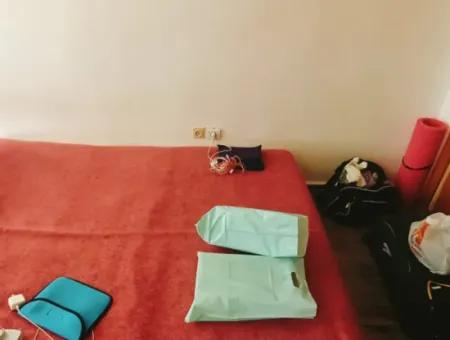 Çeşme Ilıca Ege Çeşme Sitesinde Denize Sıfır Sezonluk 2+1 Daire
