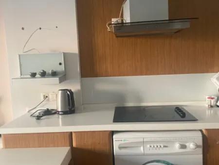 Çeşme Merkezde Yıllık Kiralık Full Eşyalı 1+1 Residence Daire