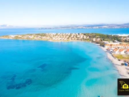Çeşme Boyalık'ta Denize Sıfır Ağustos-Eylül Ayı İçin Kiralık 2+1