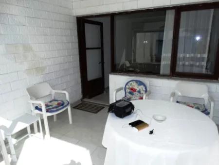 Çeşme Boyalık'ta Denize Sıfır Ağustos-Eylül Ayı İçin Kiralık 2+1
