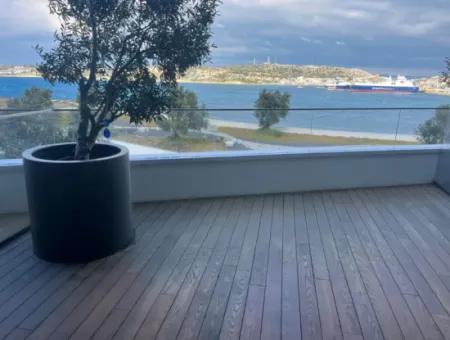 Çeşme Folkart Hill's Te Denize Sıfır 1+1 Aylık Kiralık Residence