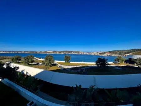 Çeşme Folkart Hill's Te Denize Sıfır 1+1 Aylık Kiralık Residence