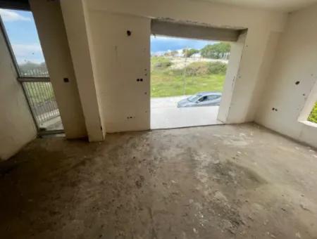 Çeşme Şifne'de Denize 200 M. Mesafede 3+1 Satılık Natamam Villa
