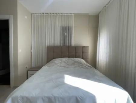 Çeşme Yalı Mah.de Bahçeli Site İçerisinde Satılık 3+1 Villa