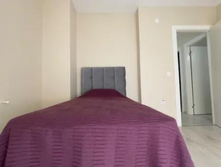 Çeşme Yalı Mah.de Bahçeli Site İçerisinde Satılık 3+1 Villa