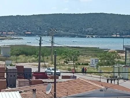 Çeşme Şifne'de Müstakil Havuzlu 4+1 Sıfır Lüx Villa