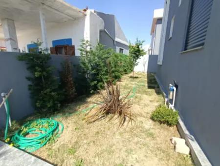 Çeşme Şifne'de Müstakil Havuzlu 4+1 Sıfır Lüx Villa