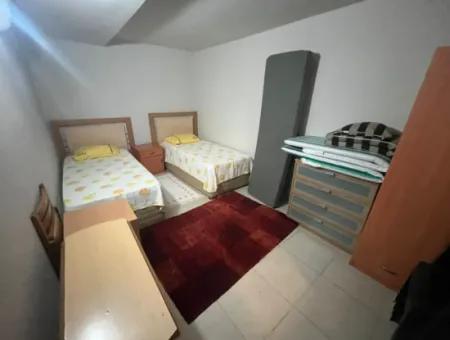 Çeşme Alaçatı'da Müstakil Havuzlu Sezonluk Kiralık 2+1 Daire
