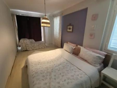 Çeşme Ayayorgiye Yakın Aylık Kiralık Müstakil Havuzlu 3+1 Villa