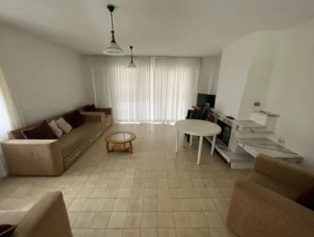 Çeşme Ilıca'da Denize 200 M. Sezonluk Kiralık 3+1 Villa