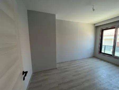 Çeşme Dalyan'da 2+1 Kaloriferli Satılık Sıfır Daire