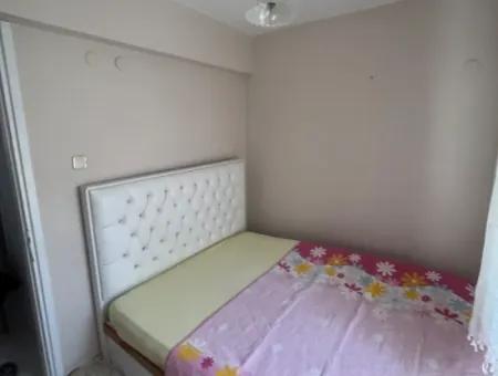 Çeşme Altınkumda Denize Sıfır Sitede Sezonluk Kiralık 4+1 Yazlık