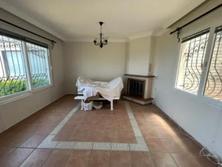 Çeşme Dalyan'da Full Deniz Manz. Site İçi 3+1 Satılık Villa