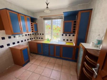 Çeşme Dalyan'da Full Deniz Manz. Site İçi 3+1 Satılık Villa