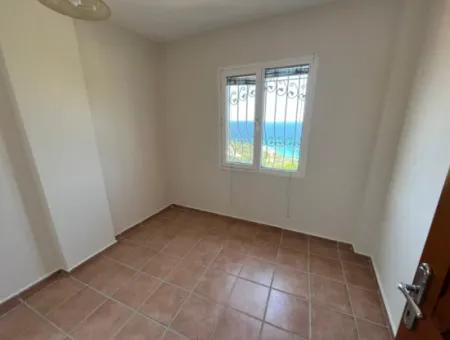 Çeşme Dalyan'da Full Deniz Manz. Site İçi 3+1 Satılık Villa