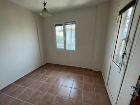 Çeşme Dalyan'da Full Deniz Manz. Site İçi 3+1 Satılık Villa