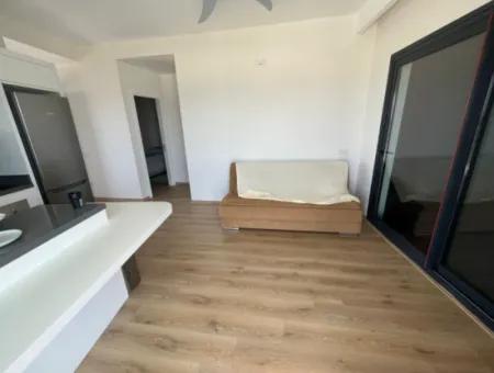 Çeşme Ayasaranda'da Full Deniz Manz. Teraslı 2+1 Residence Daire