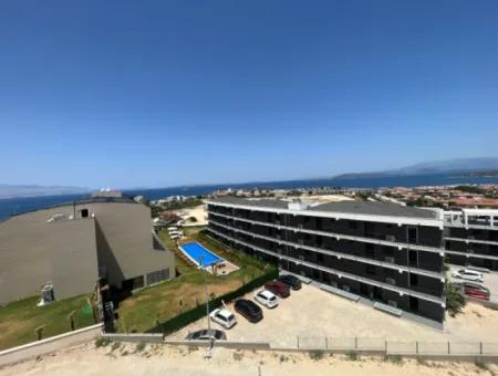 Çeşme Ayasaranda'da Full Deniz Manz. Teraslı 2+1 Residence Daire