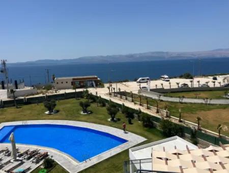 Çeşme Ayasaranda'da Full Deniz Manz. Teraslı 2+1 Residence Daire